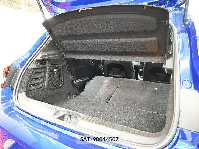 Renault LUTECIA 2021-06 7502585-7