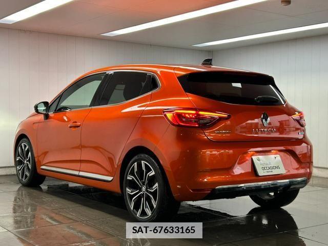 Renault LUTECIA 2023-06 7788727-2