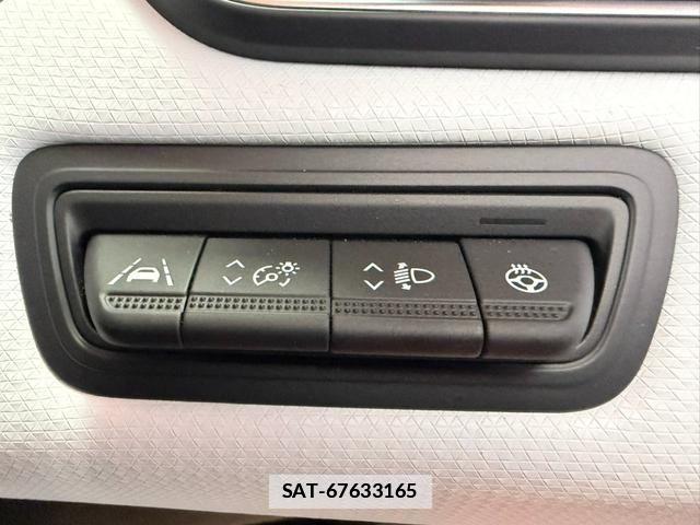 Renault LUTECIA 2023-06 7788727-8