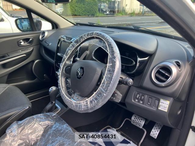 Renault LUTECIA 2014-09 7903308-12