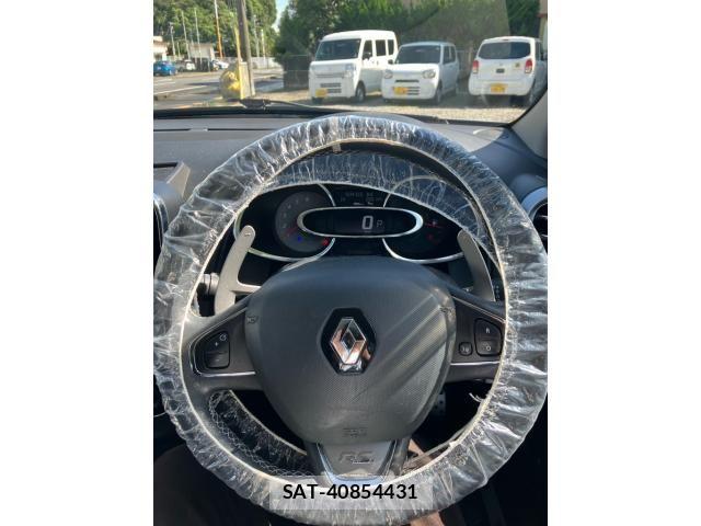 Renault LUTECIA 2014-09 7903308-15