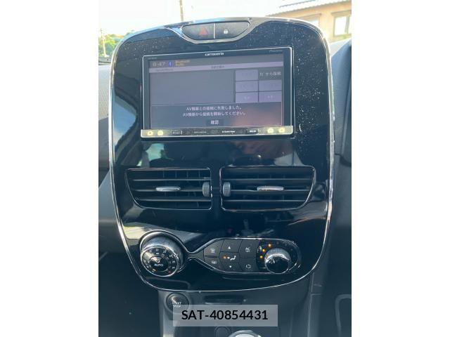 Renault LUTECIA 2014-09 7903308-19