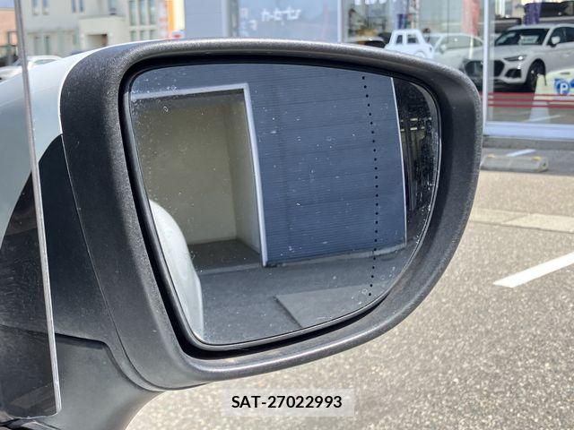 Renault LUTECIA 2017-03 7963562-26