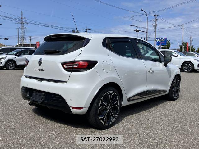 Renault LUTECIA 2017-03 7963562-2