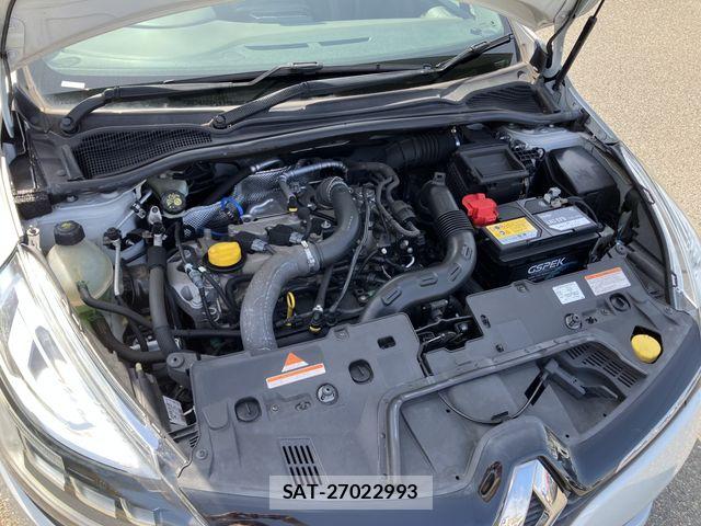 Renault LUTECIA 2017-03 7963562-29