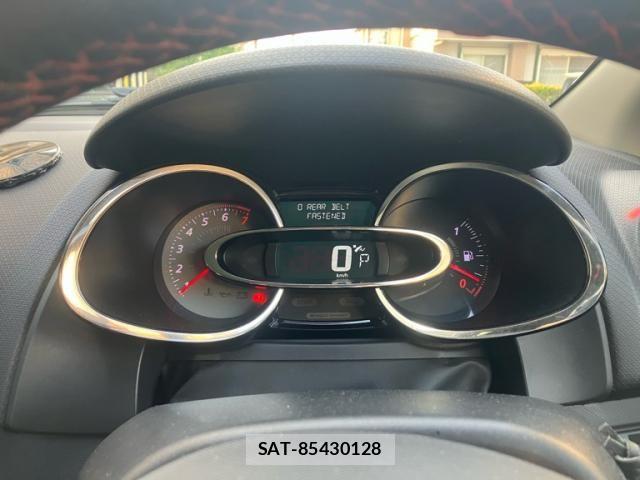 Renault LUTECIA 2014-06 8075355-20