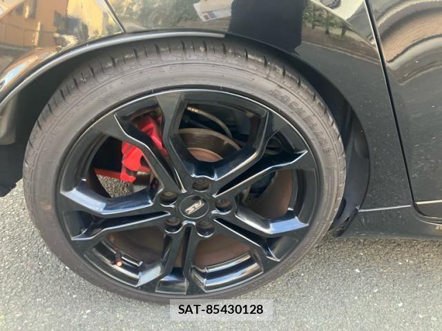 Renault LUTECIA 2014-06 8075355-5