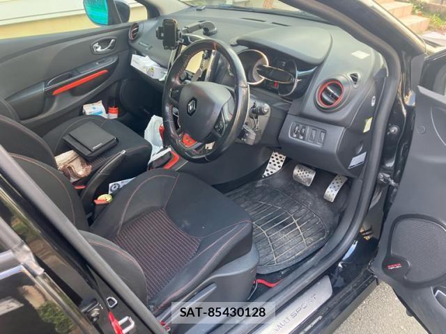 Renault LUTECIA 2014-06 8075355-8