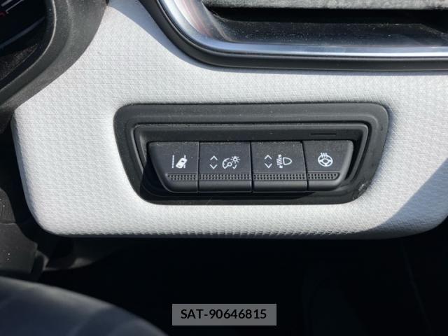 Renault LUTECIA 2022-03 8075354-22