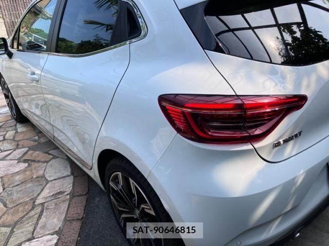 Renault LUTECIA 2022-03 8075354-6