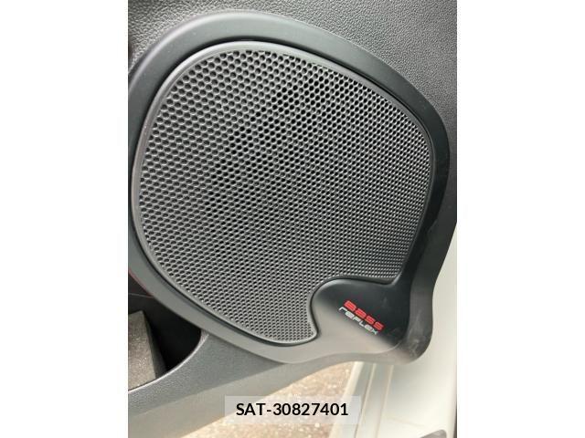 Renault LUTECIA 2019-09 8075353-11