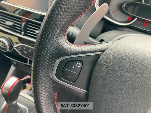 Renault LUTECIA 2019-09 8075353-18