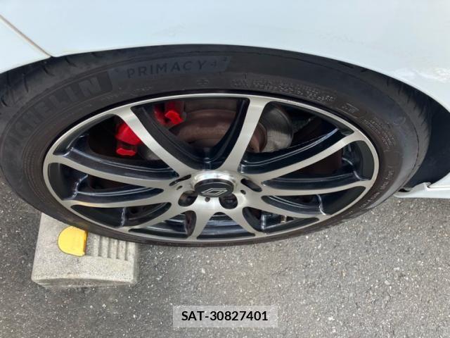 Renault LUTECIA 2019-09 8075353-6