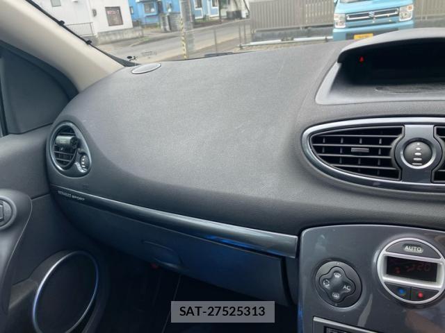 Renault LUTECIA 2010-09 8101570-18