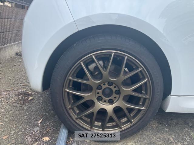 Renault LUTECIA 2010-09 8101570-4