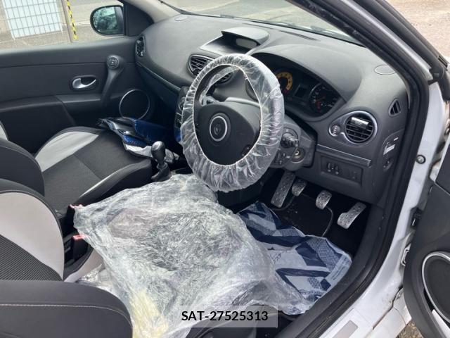 Renault LUTECIA 2010-09 8101570-8