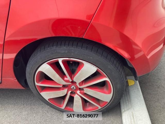 Renault LUTECIA 2013-09 8209865-9