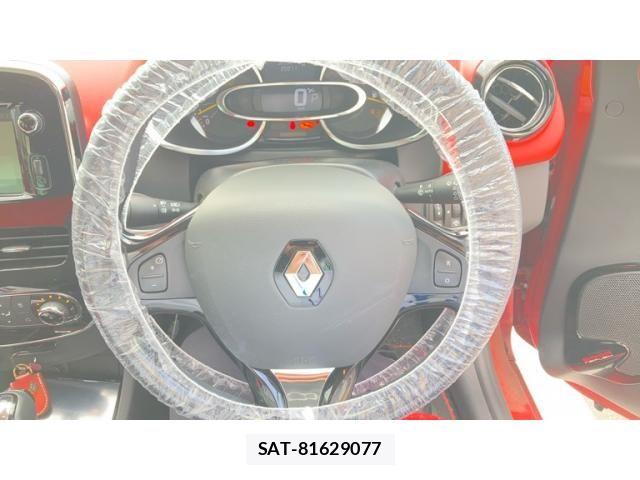 Renault LUTECIA 2013-09 8209865-16