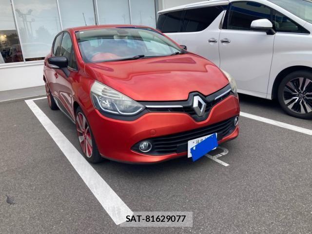 Renault LUTECIA 2013-09 8209865-2