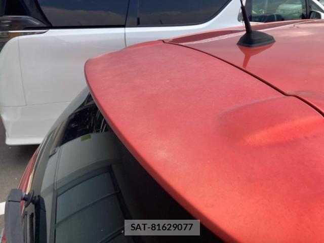 Renault LUTECIA 2013-09 8209865-7