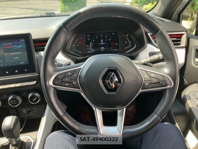 Renault LUTECIA 2022-02 8316720-15