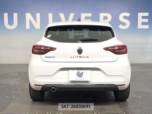 Renault LUTECIA 2021-09 8316721-12