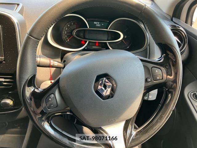 Renault LUTECIA 2016-12 8355488-19