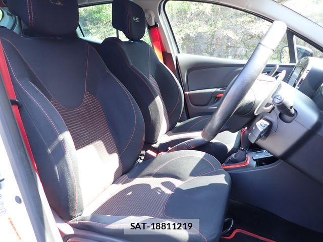 Renault LUTECIA 2014-02 8355485-14
