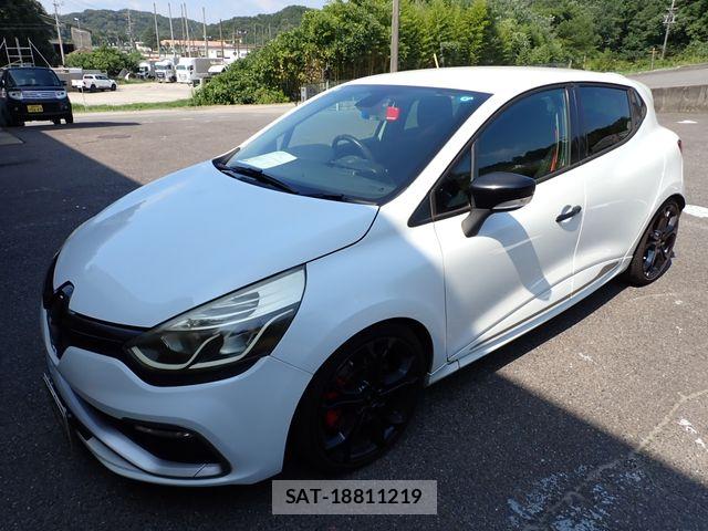 Renault LUTECIA 2014-02 8355485-5