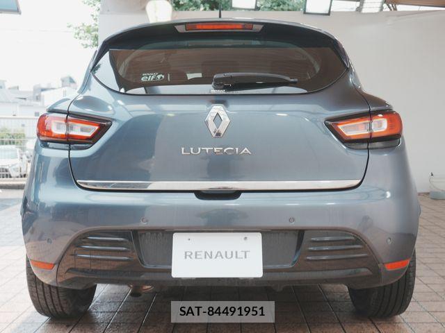 Renault LUTECIA 2017-08 8355486-10