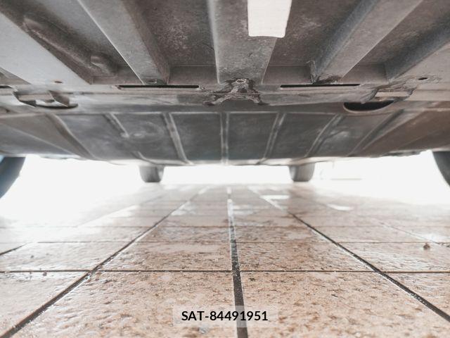 Renault LUTECIA 2017-08 8355486-14