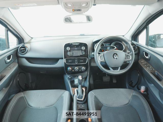 Renault LUTECIA 2017-08 8355486-1