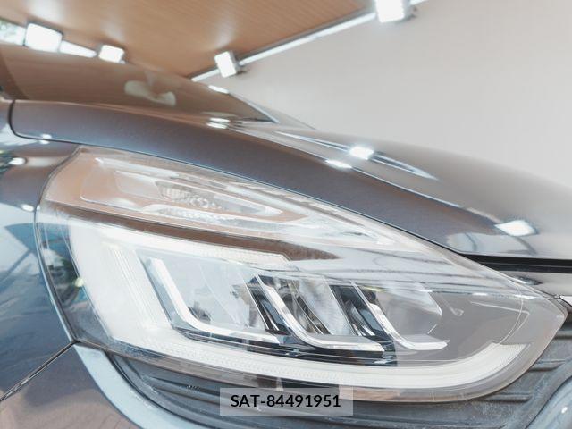 Renault LUTECIA 2017-08 8355486-22