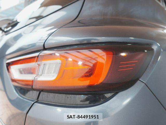 Renault LUTECIA 2017-08 8355486-25