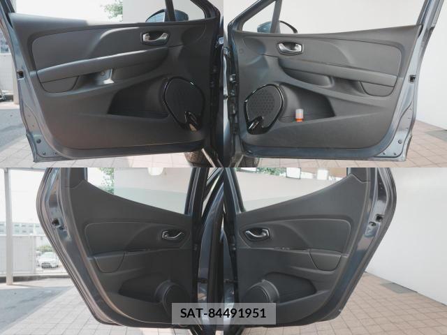 Renault LUTECIA 2017-08 8355486-5