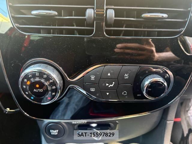 Renault LUTECIA 2015-08 8368344-19