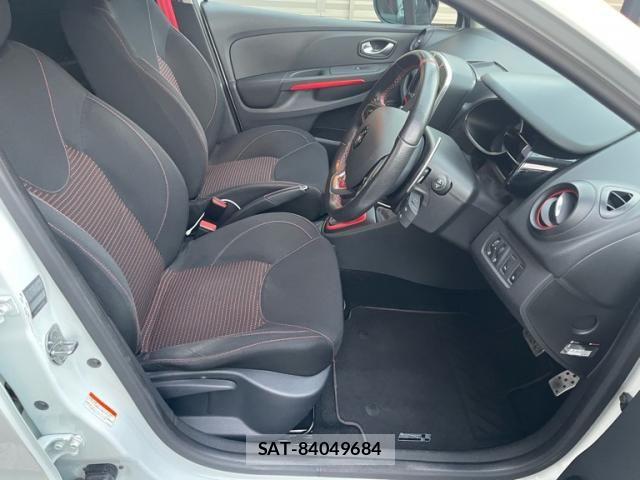 Renault LUTECIA 2016-12 8458314-11