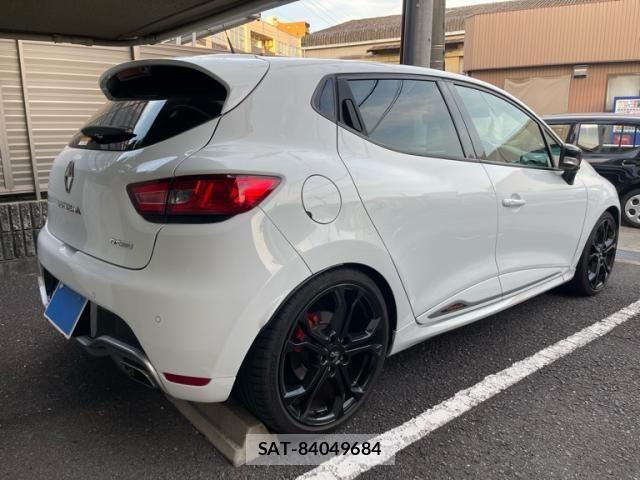 Renault LUTECIA 2016-12 8458314-2