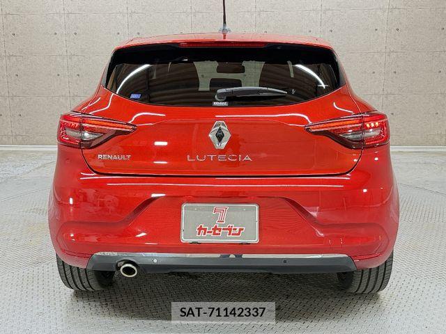 Renault LUTECIA 2023-02 8527018-11