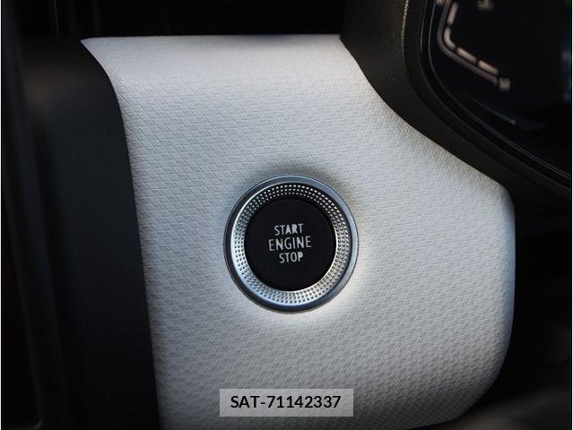 Renault LUTECIA 2023-02 8527018-24