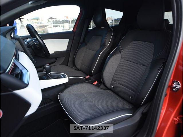 Renault LUTECIA 2023-02 8527018-4
