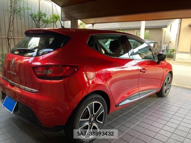 Renault LUTECIA 2016-08 8527019-4
