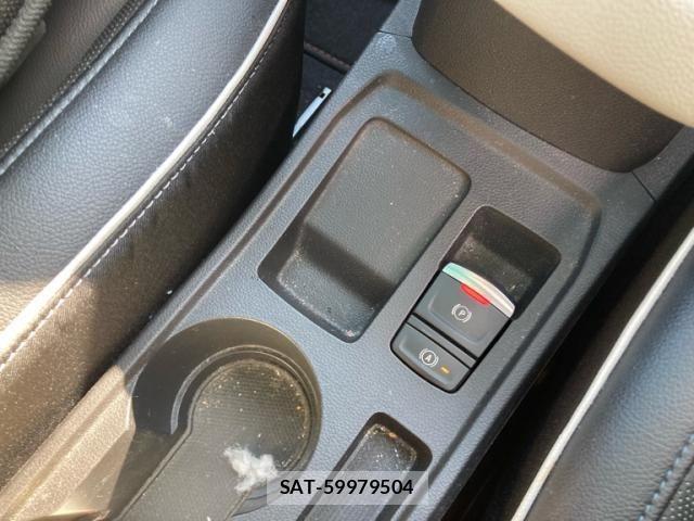 Renault LUTECIA 2020-11 8563389-20