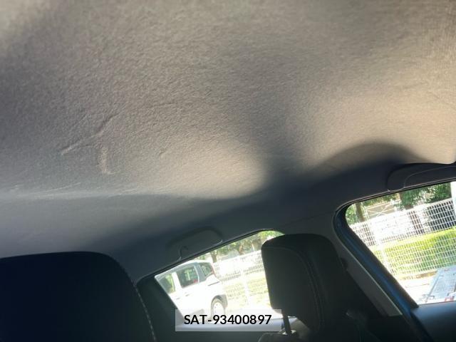 Renault LUTECIA 2016-04 8563388-14
