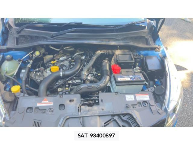 Renault LUTECIA 2016-04 8563388-21