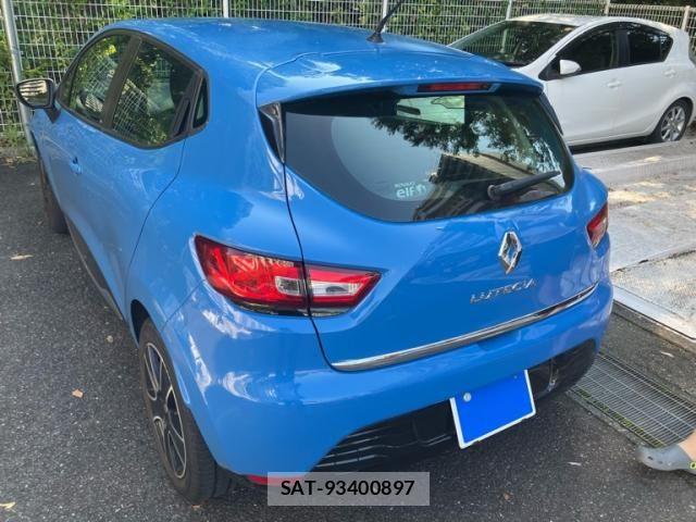 Renault LUTECIA 2016-04 8563388-2
