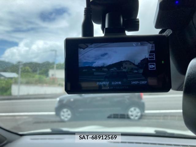 Renault LUTECIA 2023-01 8628650-20