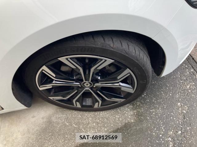 Renault LUTECIA 2023-01 8628650-4
