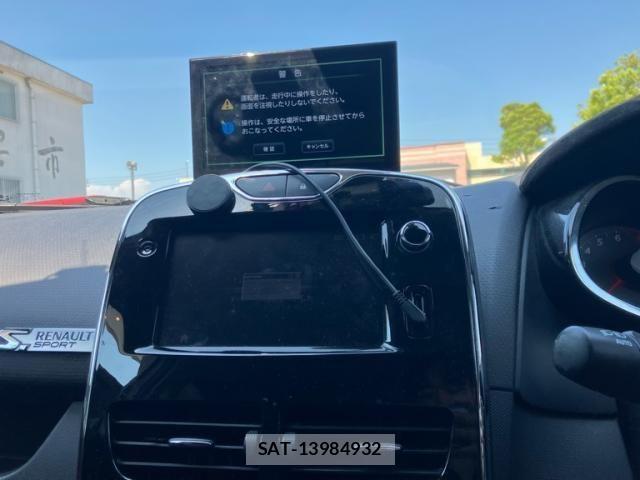 Renault LUTECIA 2014-06 8661276-13