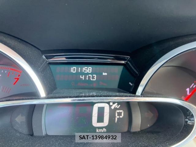 Renault LUTECIA 2014-06 8661276-18